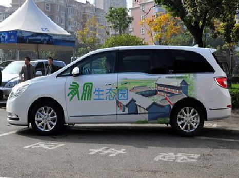 眉山户外车贴喷绘如何保持效果?